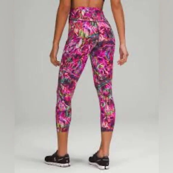 Lululemon | Base Pace High-Rise Running Tight 25" Plus Size 20 - Picture 5 of 7